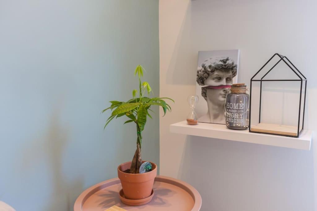 Deluxe Urban 2Br Apt By Nat. Archaelogical Museum Athens Ngoại thất bức ảnh