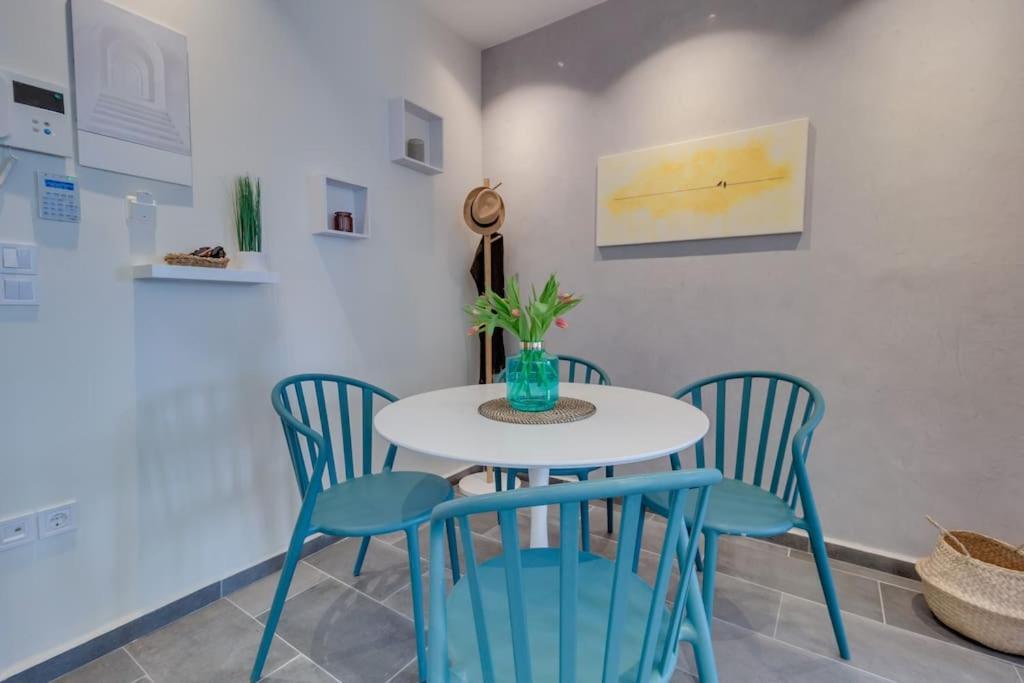 Deluxe Urban 2Br Apt By Nat. Archaelogical Museum Athens Ngoại thất bức ảnh